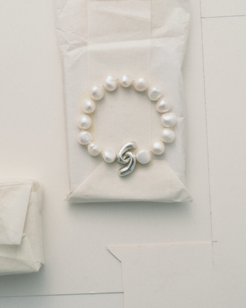 Tadpole Clasp Pearl Bracelet